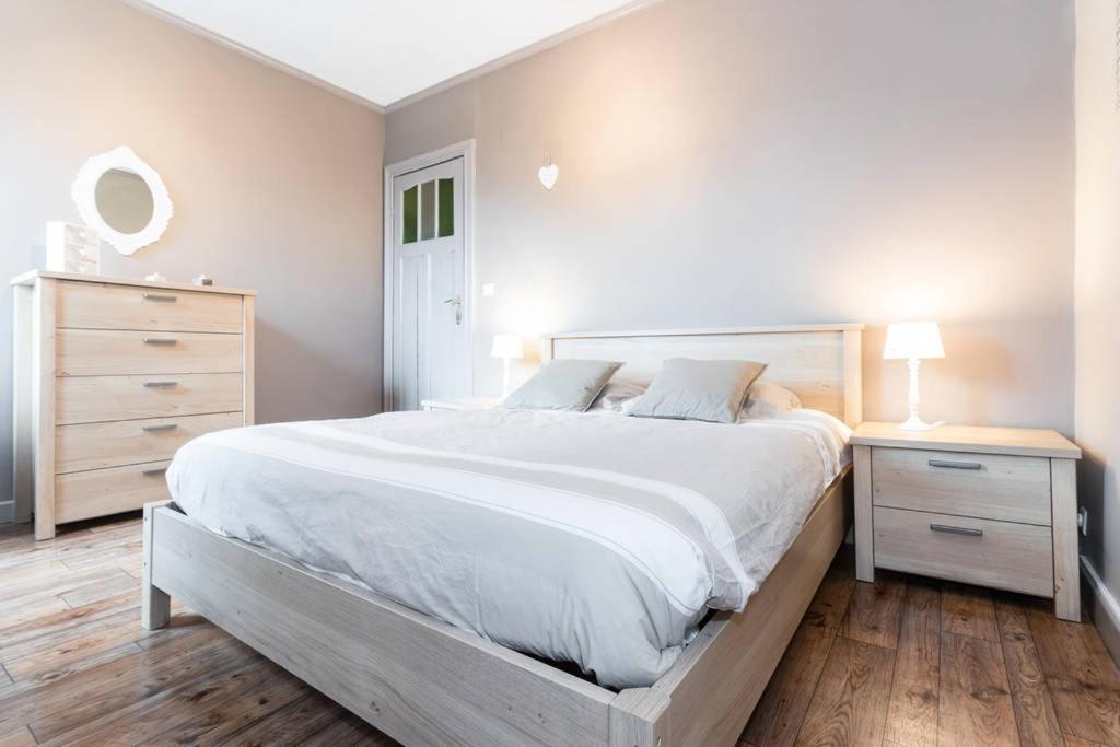 Charmant Appartement Met Zicht Damse Vaart @Brugge Exteriör bild
